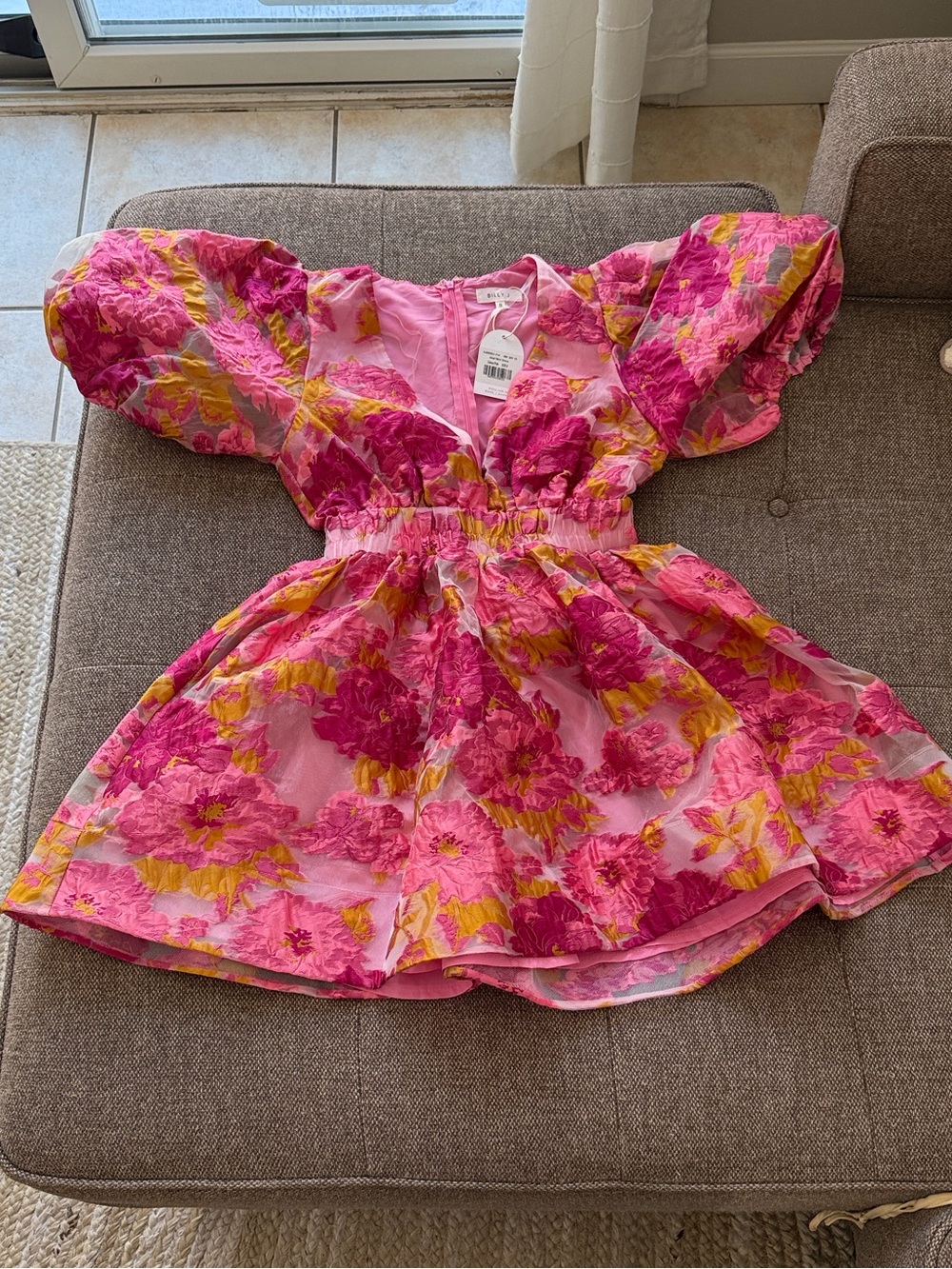 Pink Floral Mini Dress with Puff Sleeves - Picture 2 of 4